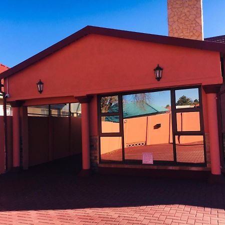 Forever Comfy Bed Bed and Breakfast Vanderbijlpark Εξωτερικό φωτογραφία